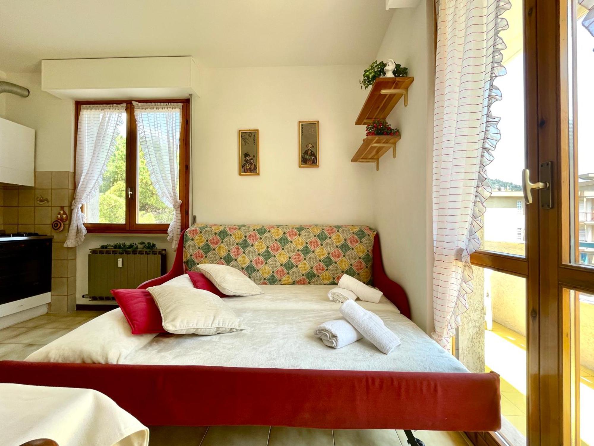 2 Locali A 600 Mt Dal Mare - Free Parking Apartment Чериале Екстериор снимка