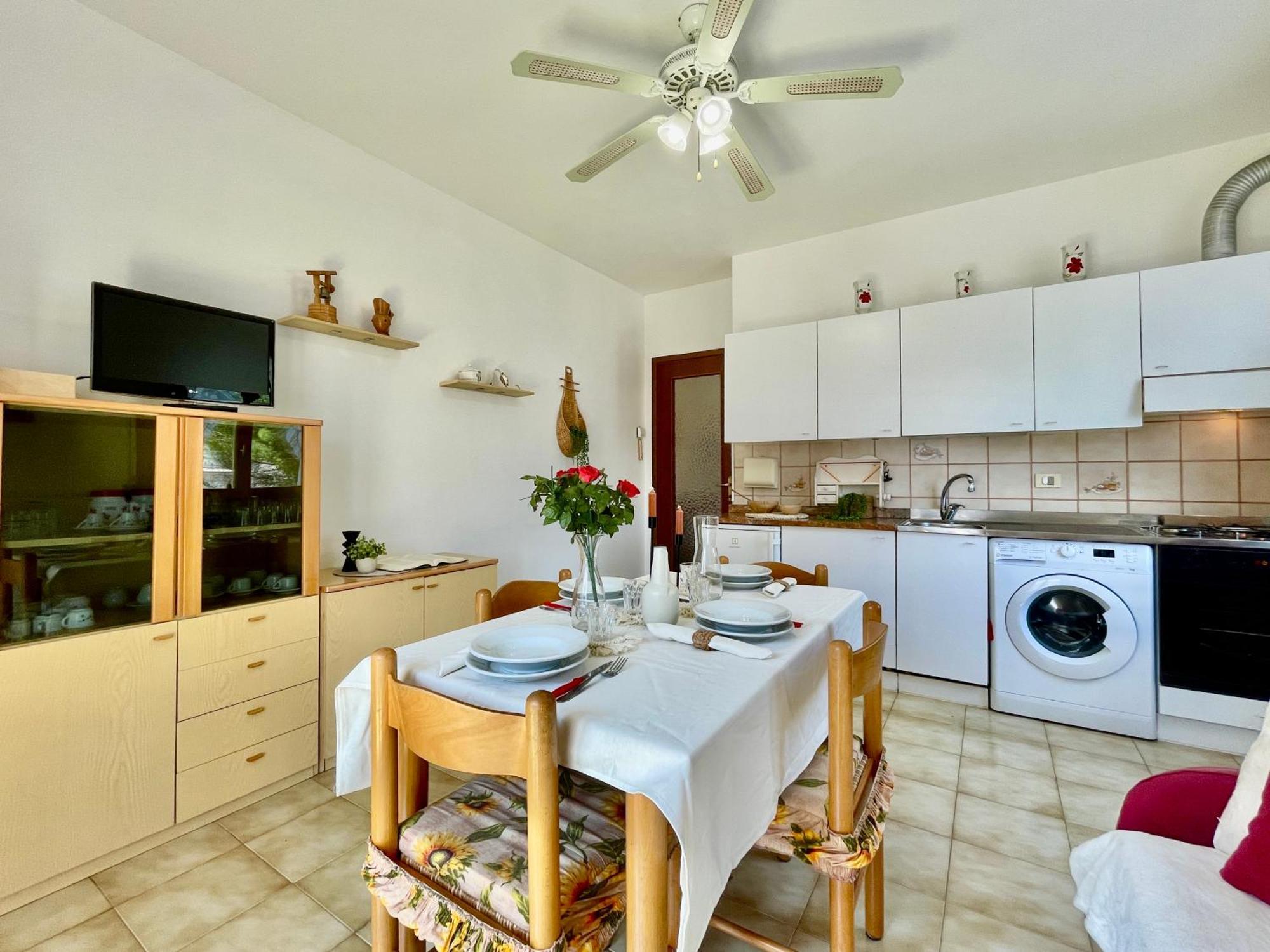 2 Locali A 600 Mt Dal Mare - Free Parking Apartment Чериале Екстериор снимка
