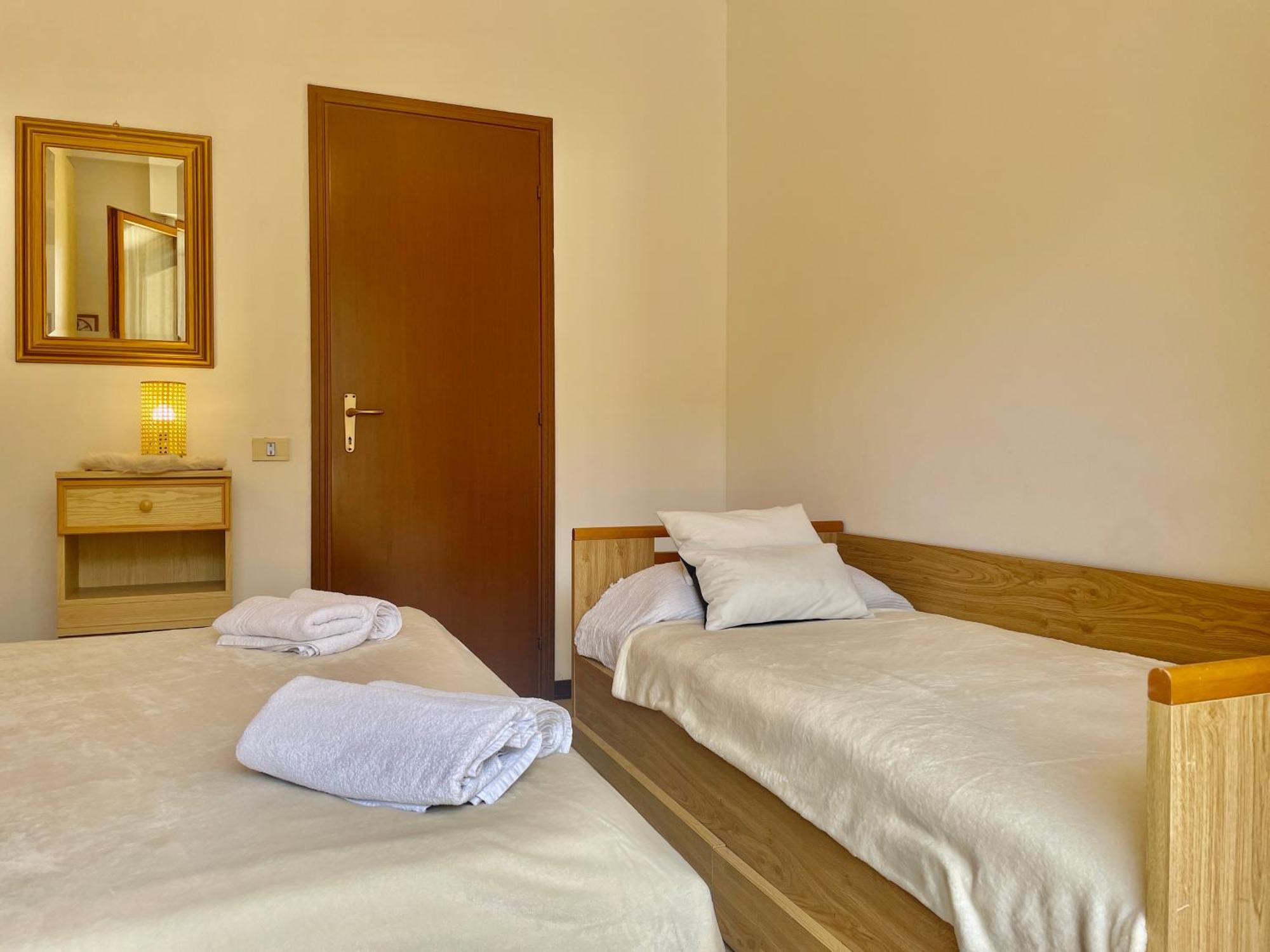 2 Locali A 600 Mt Dal Mare - Free Parking Apartment Чериале Екстериор снимка